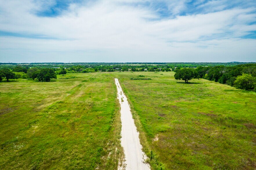 1440 S Broadway St, Joshua, TX for sale - Building Photo - Image 2 of 12