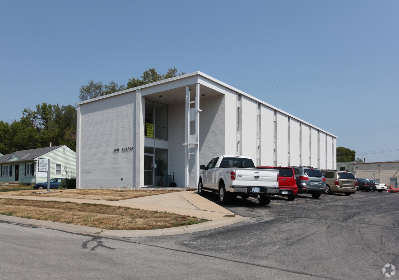 5845 Horton St, Mission, KS 66202 Office for Lease