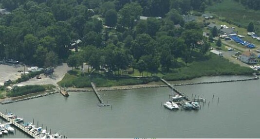 1052 Old Turkey Point Rd, Edgewater, MD for sale Primary Photo- Image 1 of 1