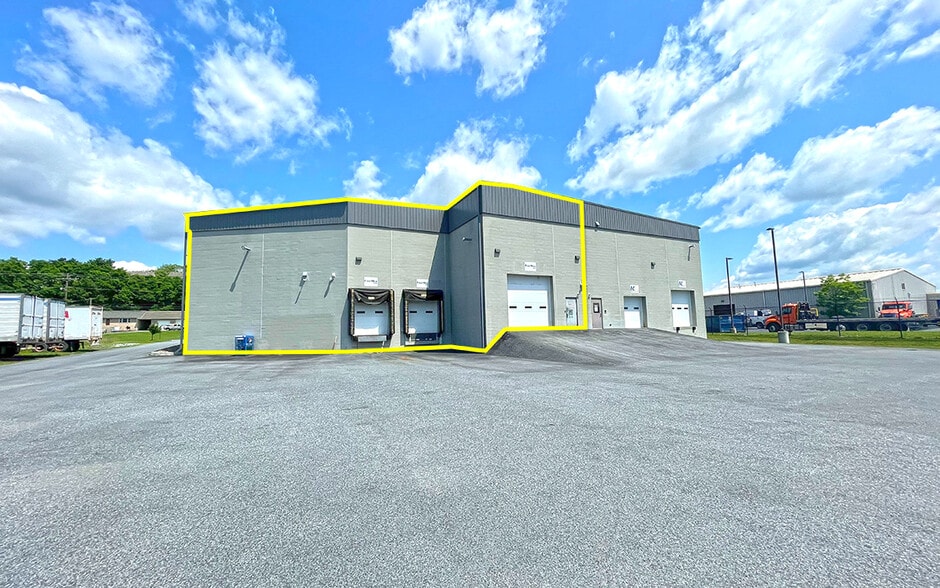 7701 Derry St, Harrisburg, PA for sale - Building Photo - Image 3 of 11