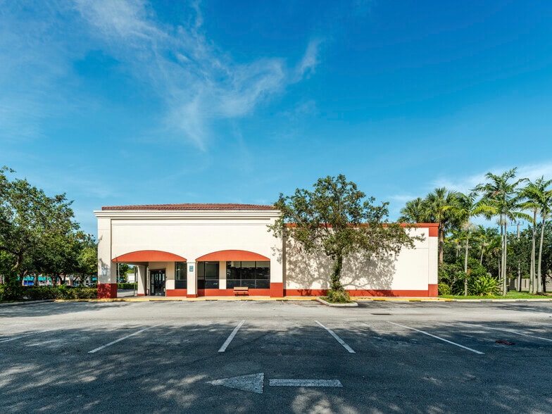 6980 W Commercial Blvd, Lauderhill, FL 33319 CVS