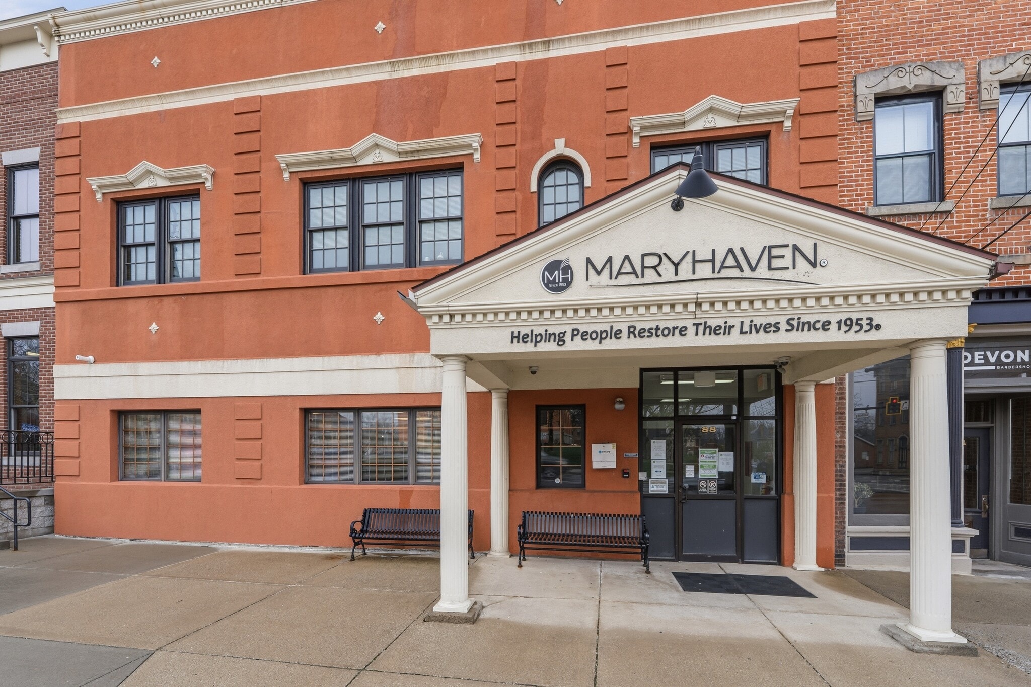 88 N Sandusky St, Delaware, OH for lease Interior Photo- Image 1 of 23