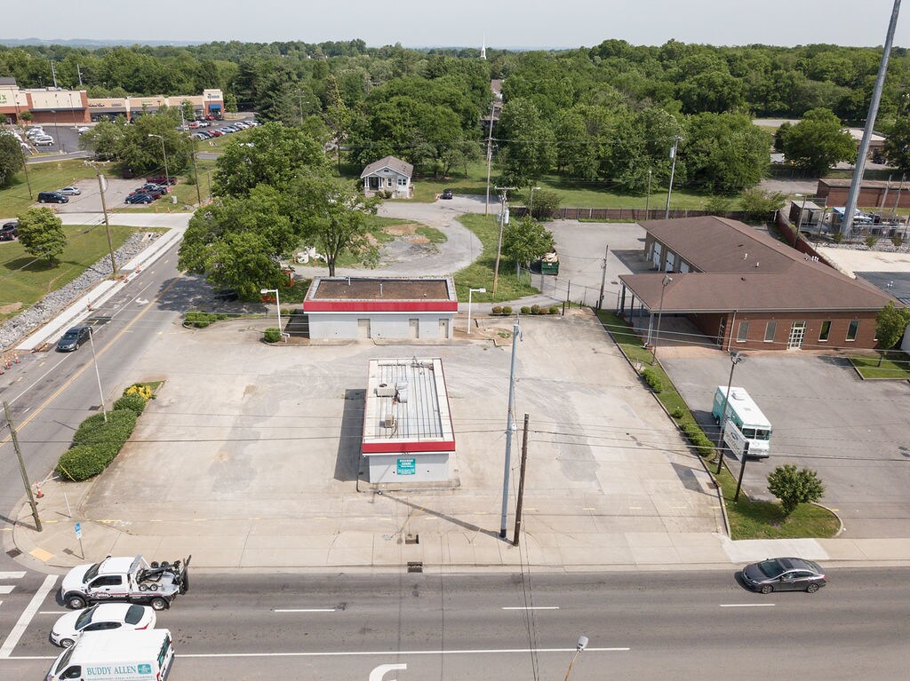 2400 Lebanon Pike, Nashville, TN 37214