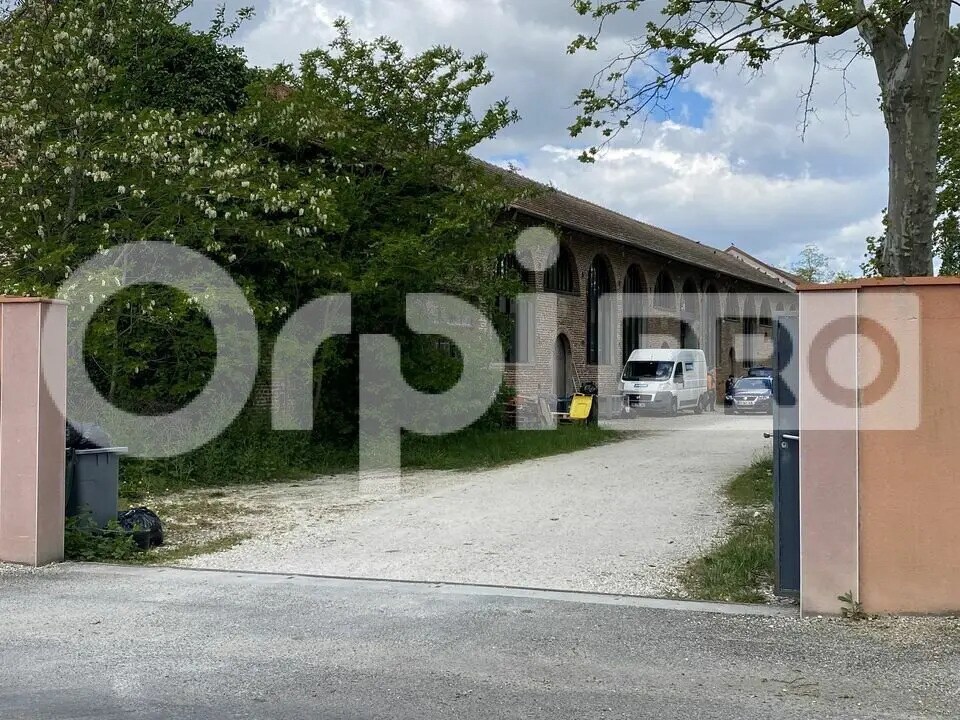 Flex in Montech for sale Building Photo- Image 1 of 9