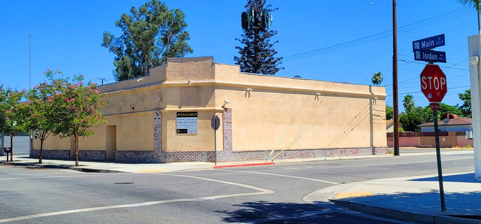 300 E Main St, San Jacinto, CA for sale - Building Photo - Image 1 of 14