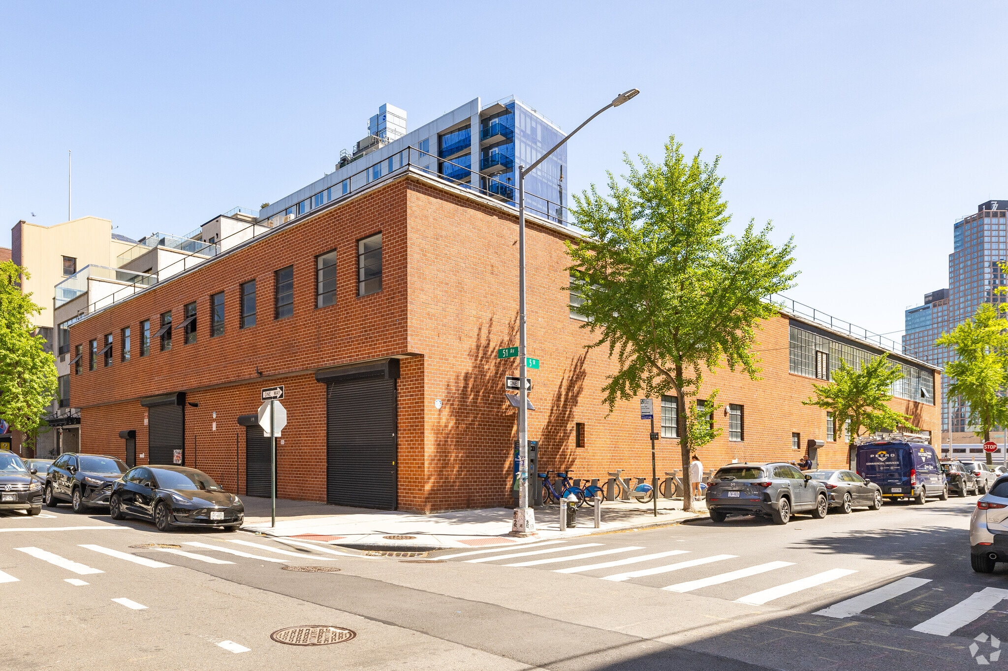 5-19 5th St, Long Island City, NY for sale Primary Photo- Image 1 of 1