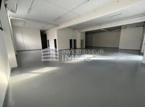 Flex in Nanterre for lease Interior Photo- Image 2 of 3