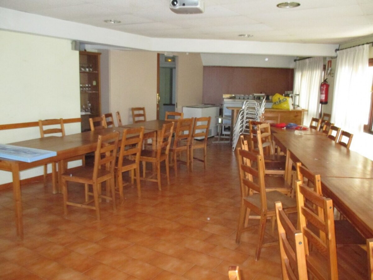 Vilafranca del Penedès, BAR 08720 - - - Interior Photo - Image 1 of 16