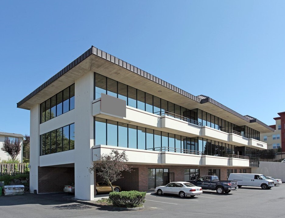 21400 International Blvd, Seatac, WA for lease Building Photo- Image 1 of 4