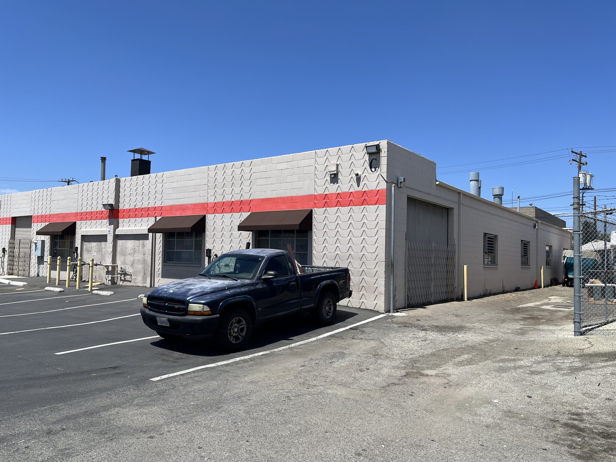 1773 W Lincoln Ave, Anaheim, CA for lease Building Photo- Image 1 of 3