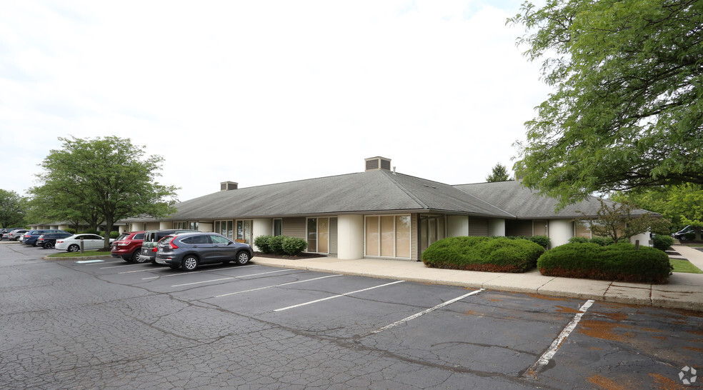 6631 Commerce Pky, Dublin, OH for lease - Building Photo - Image 1 of 30