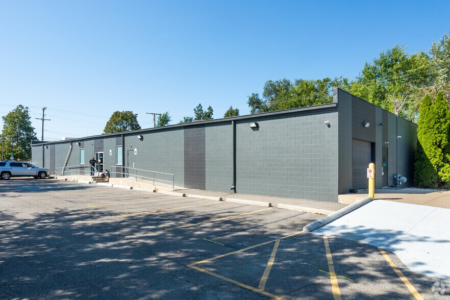 265 S Harris Rd, Ypsilanti, MI for sale - Primary Photo - Image 1 of 19