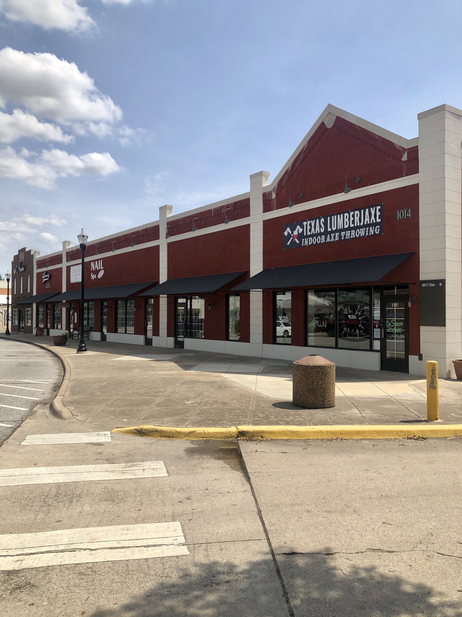 1014 S Broadway St, Carrollton, TX for lease Building Photo- Image 1 of 13