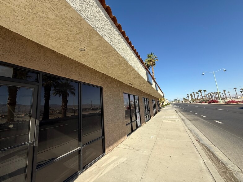 83203-83233 Indio Blvd, Indio, CA for lease - Building Photo - Image 3 of 5