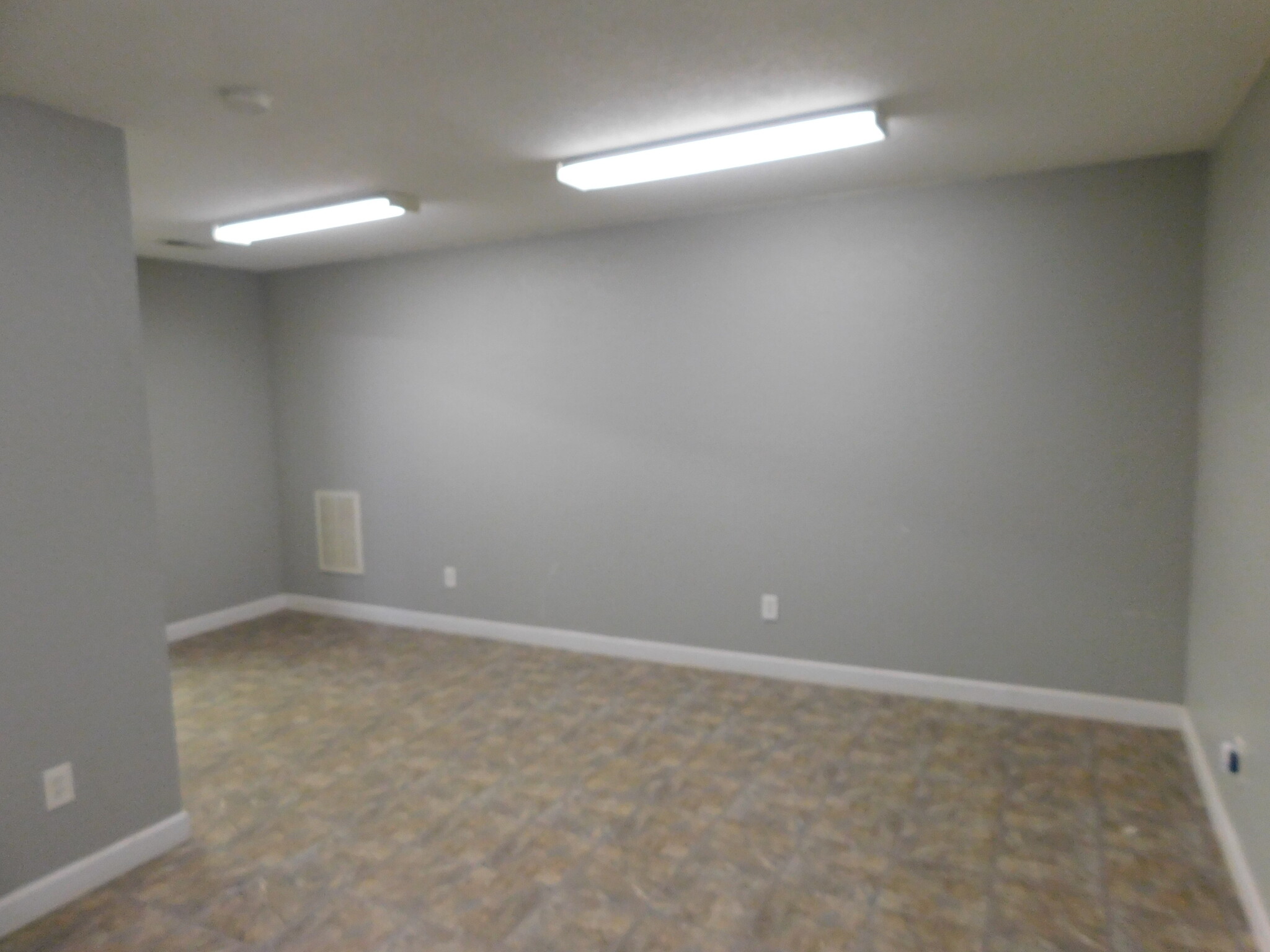 8307 Dayton Pike, Soddy Daisy, TN for lease Interior Photo- Image 1 of 5