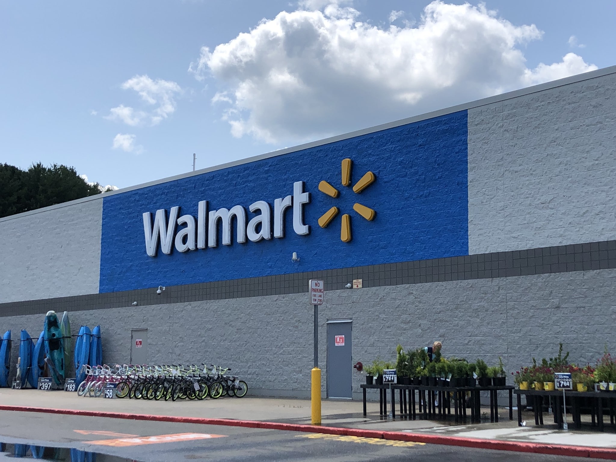 2405-2441 Vestal Pky E, Vestal Township, NY for lease Building Photo- Image 1 of 23