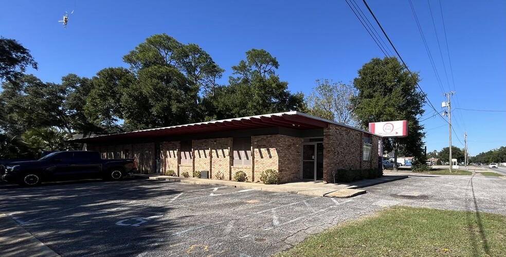 3101 N 12th Ave, Pensacola, FL for lease - Building Photo - Image 3 of 7