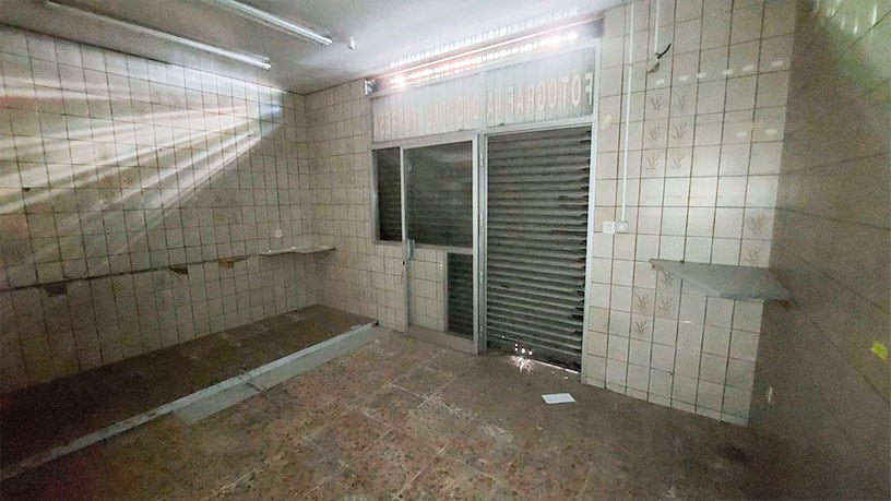 Barcelona, BAR 08015 - Unit PuertDcha, - - Interior Photo - Image 1 of 4