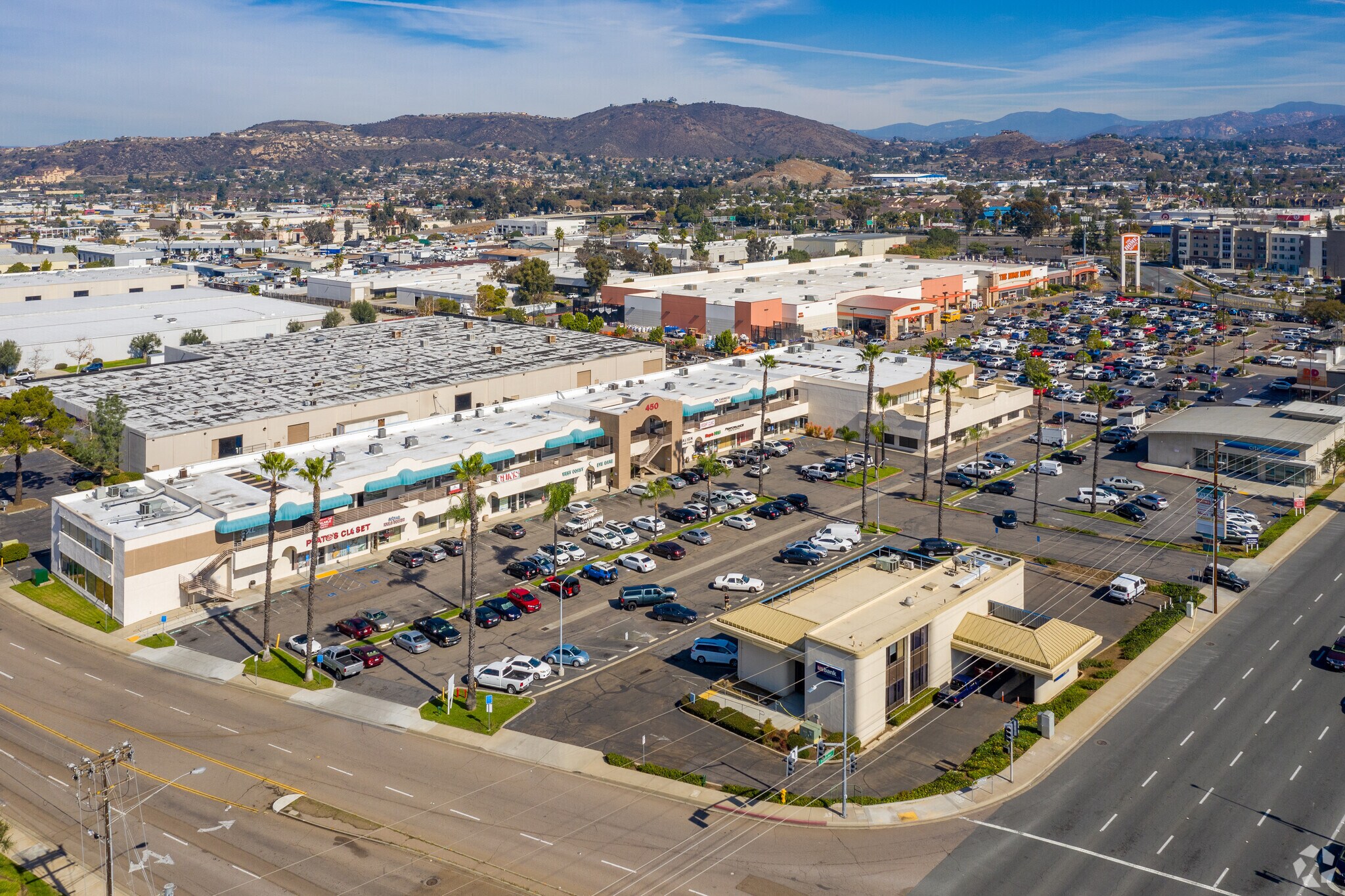 450 Fletcher Pky, El Cajon, CA 92020 Parkway Center