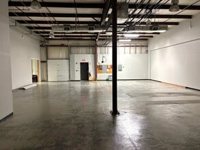 353-359 Christian St, Oxford, CT for lease Interior Photo- Image 2 of 5