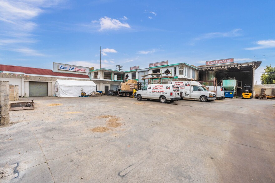4766 Floral Dr, East Los Angeles, CA for sale - Building Photo - Image 2 of 11