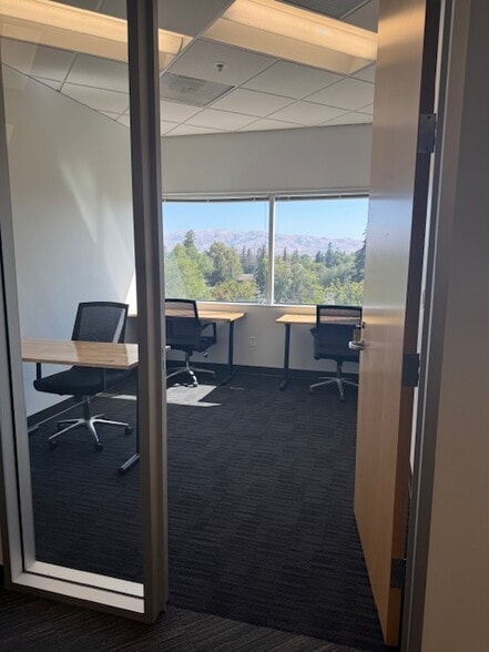 2150 N 1st St, San Jose, CA for lease - Building Photo - Image 3 of 25