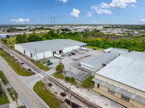 2930 Maine Ave, Lakeland, FL for sale Interior Photo- Image 1 of 16