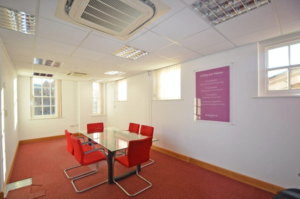 Welsh Bridge, Shrewsbury for lease Interior Photo- Image 1 of 4