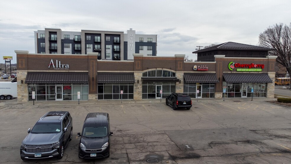 123 16th Ave SW, Rochester, MN for lease - Building Photo - Image 2 of 8