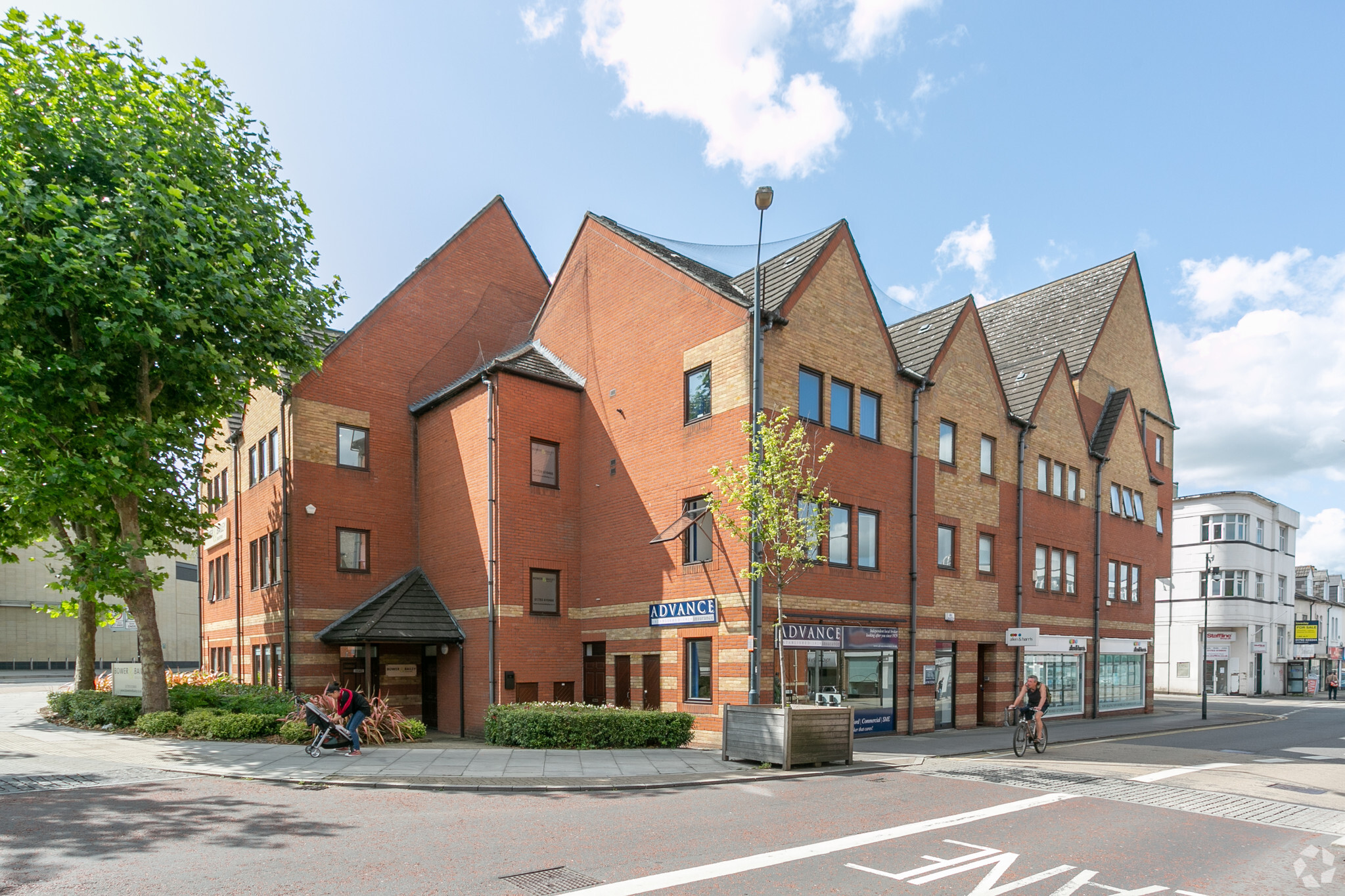 Regent Circus, Swindon for lease Building Photo- Image 1 of 5