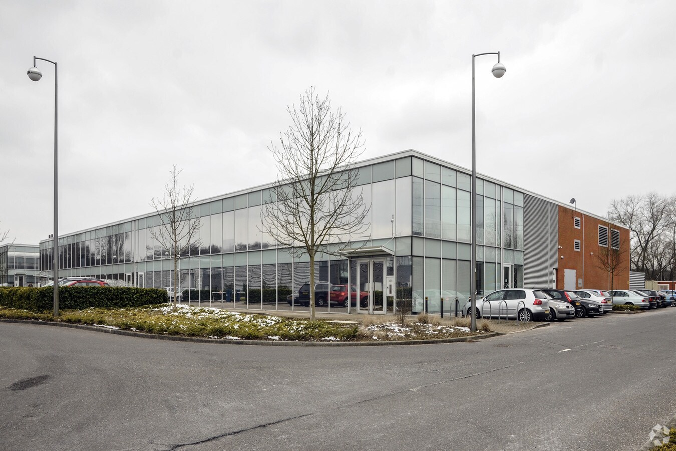 Centennial Av, Borehamwood, WD6 3TJ