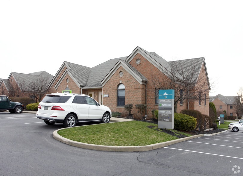 6715 Tippecanoe Rd, Canfield, OH for lease - Primary Photo - Image 1 of 12