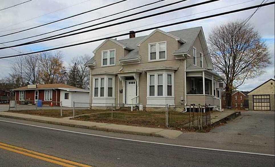145 Putnam Pike, Johnston, RI for sale - Primary Photo - Image 1 of 1