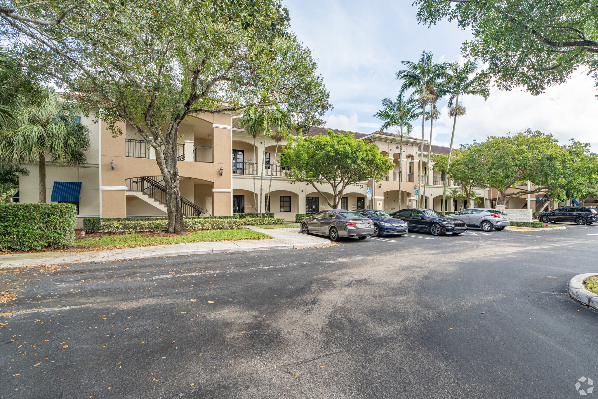 7351 Wiles Rd, Coral Springs, FL for lease Primary Photo- Image 1 of 15
