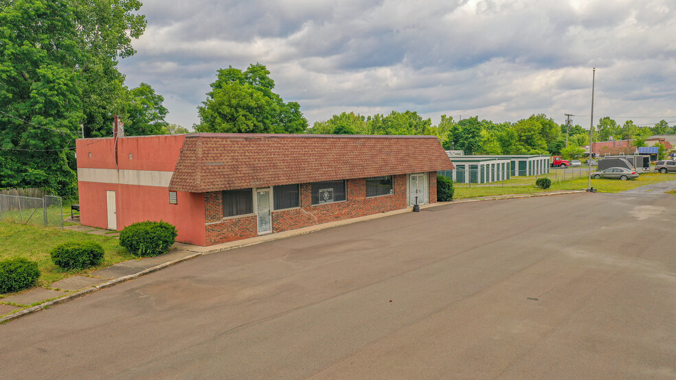 1627 US Route 9W, Selkirk, NY for sale - Building Photo - Image 1 of 10