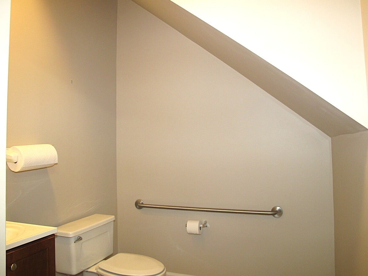 1365 Westgate Center Dr, Winston-Salem, NC 27103 - Unit J-1 - - Interior Photo - Image 1 of 12