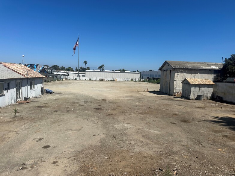 19192 Stewart Ln, Huntington Beach, CA for lease - Building Photo - Image 1 of 4