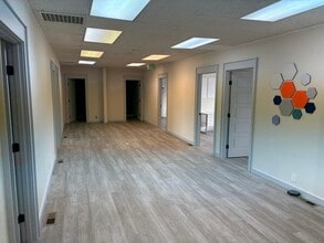 1766 Fowler St, Richland, WA for lease Interior Photo- Image 2 of 6