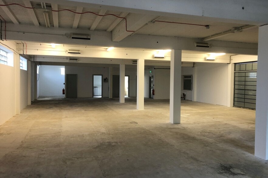 74 London Rd, Sevenoaks for lease - Interior Photo - Image 1 of 2