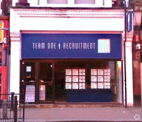 30 Station Rd, Redhill for sale Primary Photo- Image 1 of 1