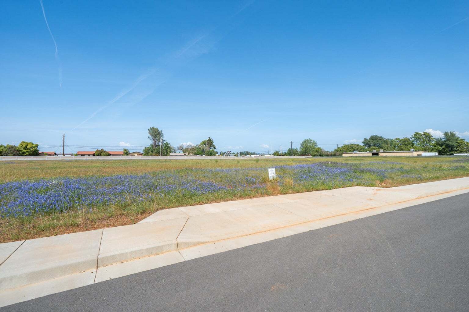 Airport Rd, Redding, CA for sale Primary Photo- Image 1 of 5
