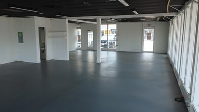 14501-14525 Memorial Dr, Houston, TX for lease Interior Photo- Image 1 of 7