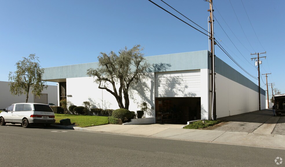 17109 Edwards Rd, Cerritos, CA for sale - Primary Photo - Image 1 of 1