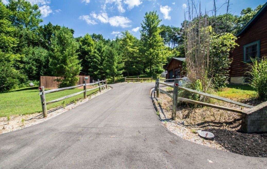 30080 Phelps Rd, Logan, OH 43138