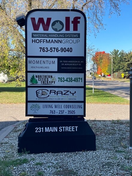 231 Main St, Elk River, MN for lease - Building Photo - Image 2 of 18
