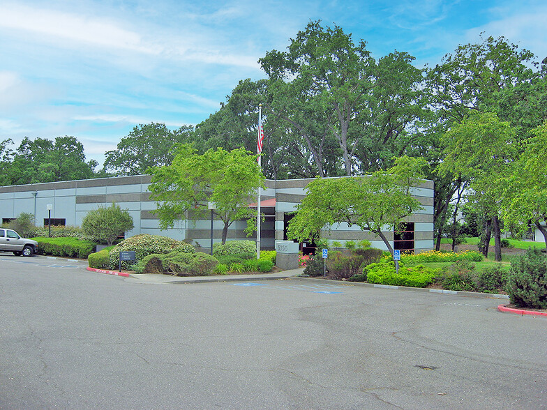 5355 Skylane Blvd, Santa Rosa, CA for lease - Building Photo - Image 1 of 9