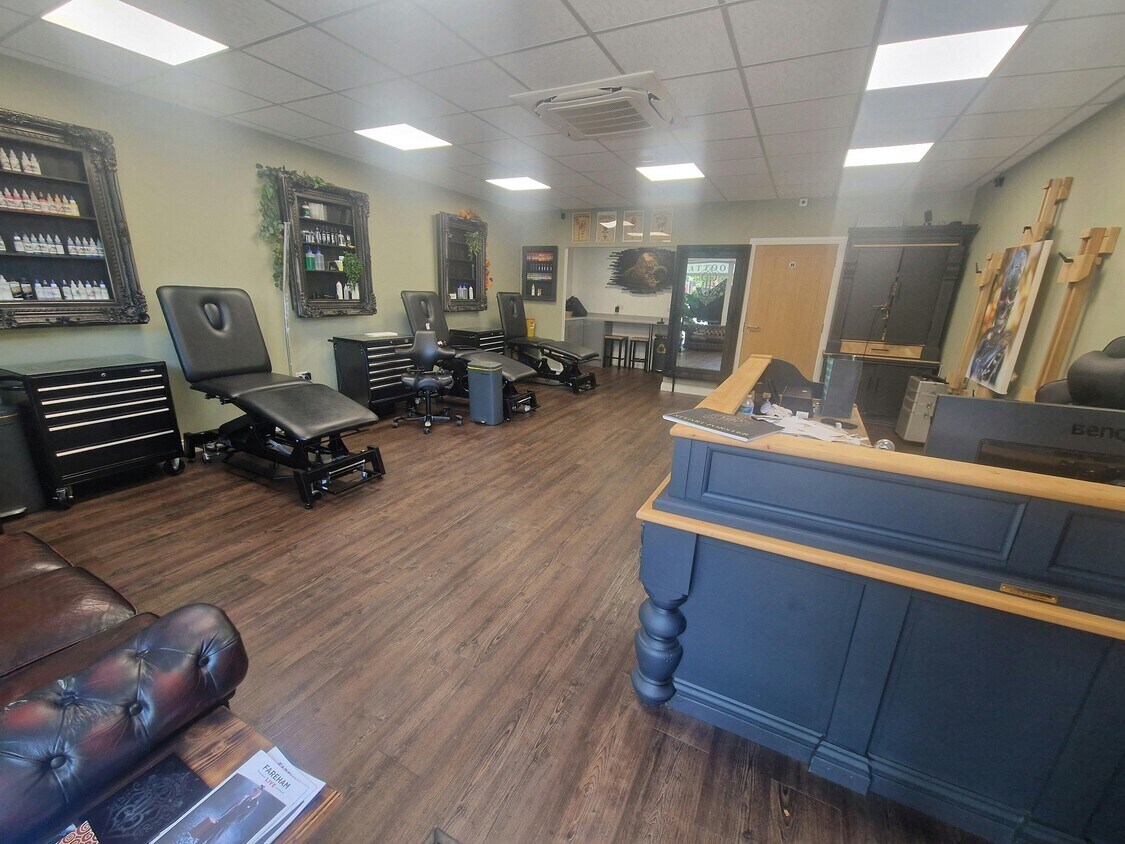 201-201A West St, Fareham, HAM PO16 0EN - Unit 201 -  - Interior Photo - Image 1 of 3