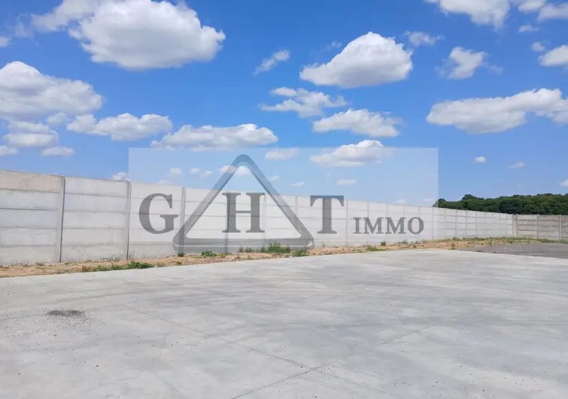 Land in Savigny-le-Temple for sale Construction Photo- Image 1 of 4