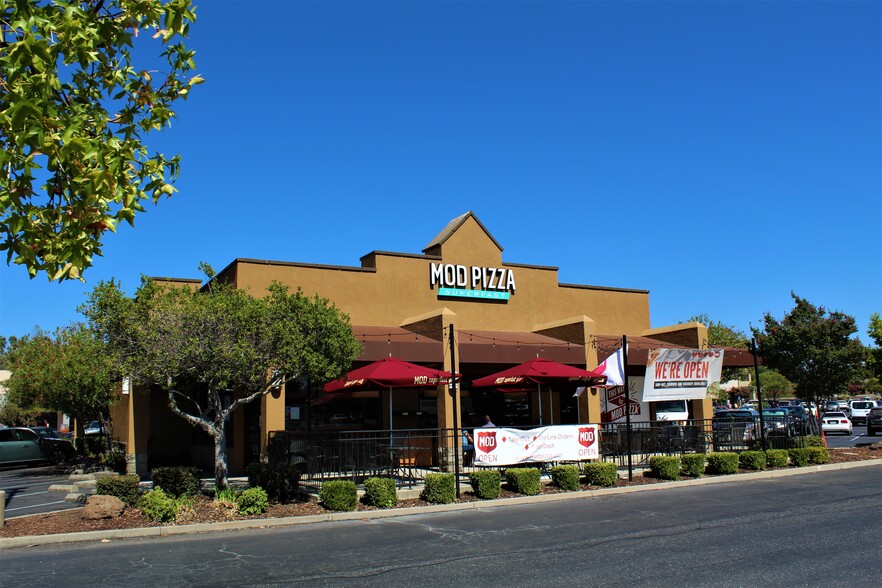 2100-2480 Grass Valley Hwy, Auburn, CA for lease - Building Photo - Image 2 of 7