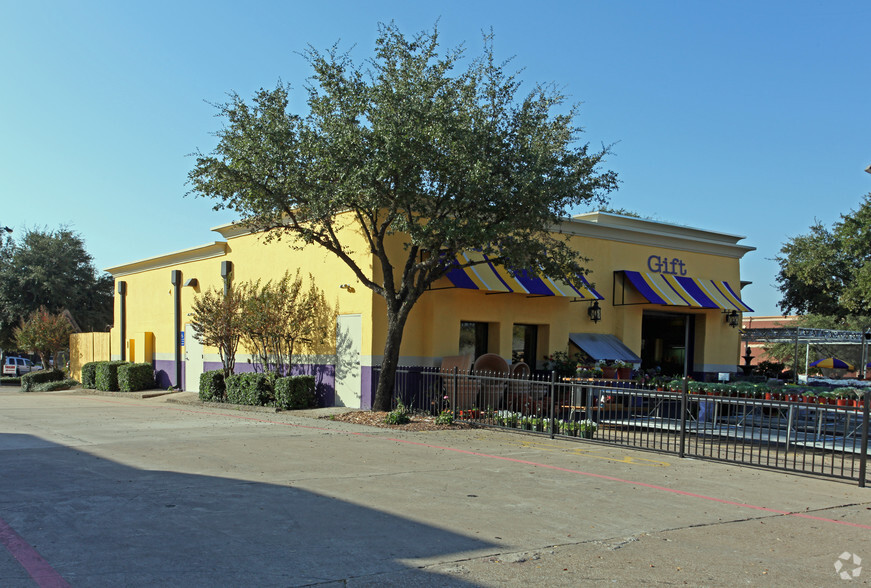 7124 Campbell Rd, Dallas, TX for lease - Primary Photo - Image 1 of 3